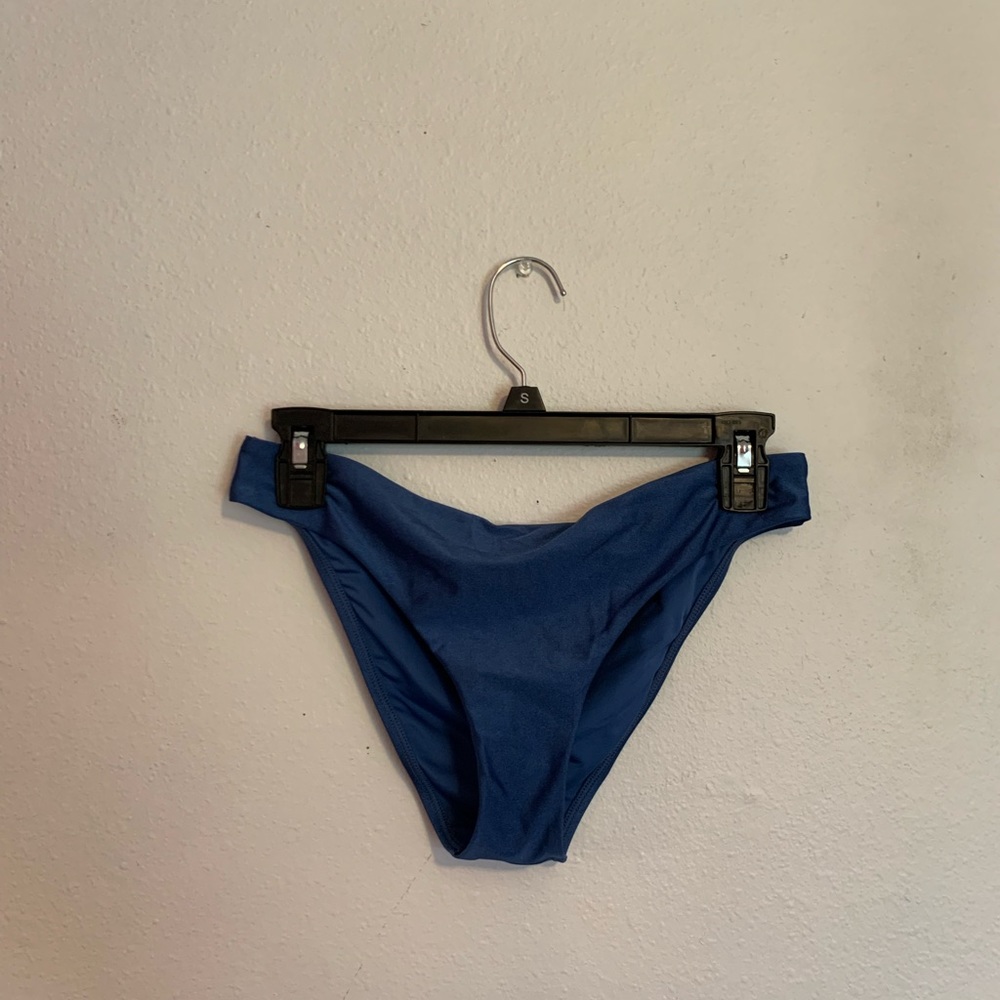 Chelsea and violet bikini bottom size large
